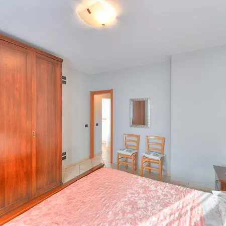 L'uliveto Apartment *